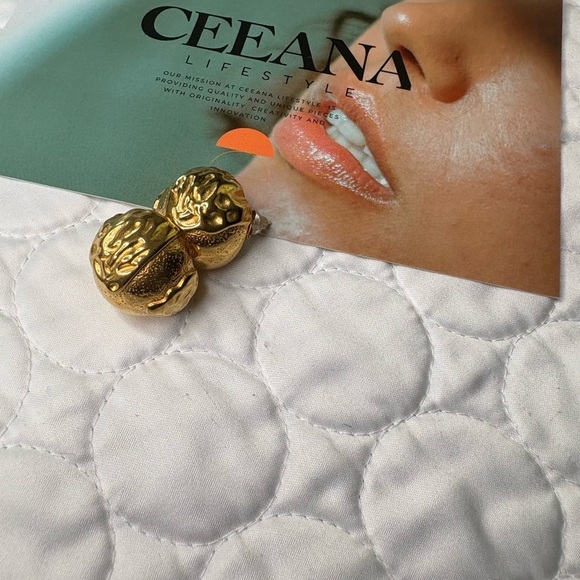 Gold Textured Earrings - Picture 3 of 6